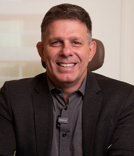 Dr. Fernando Morando